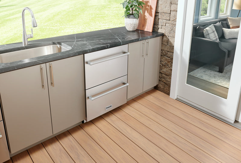 Outdoor Kitchen